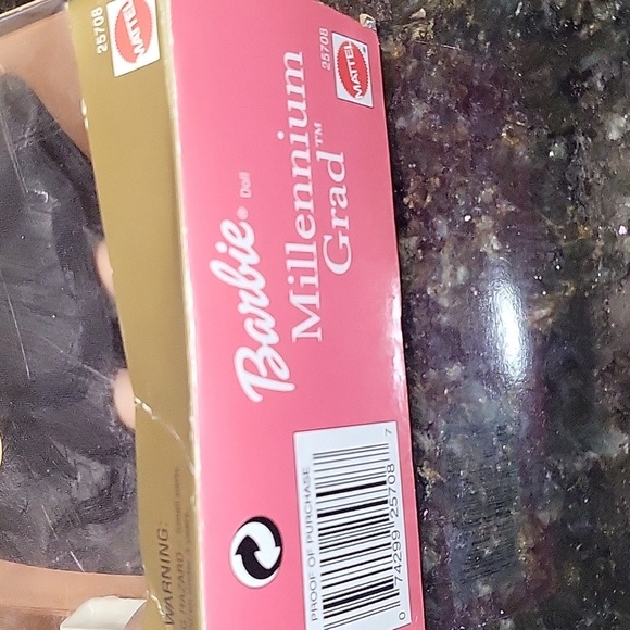 1999 Mattel Barbie Doll Millennium Graduate Girl - Picture 8 of 8